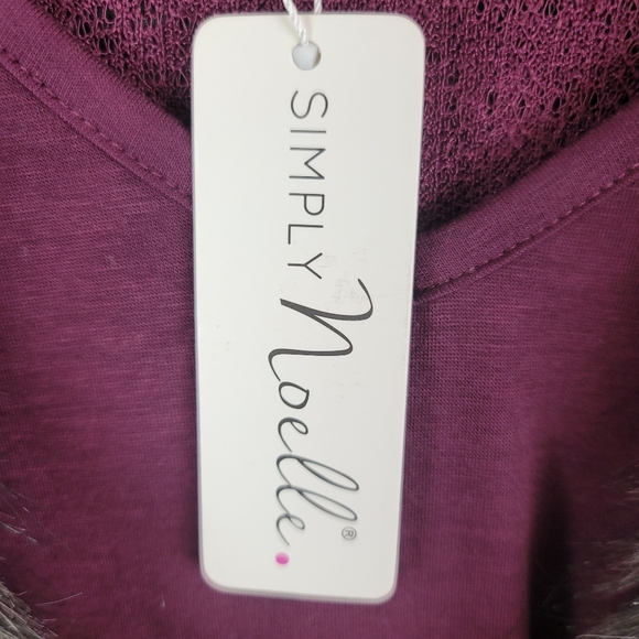 Burgundy V- neck Long sleeve Oversized mesh bell cuffs Tunic Top - Picture 13 of 16